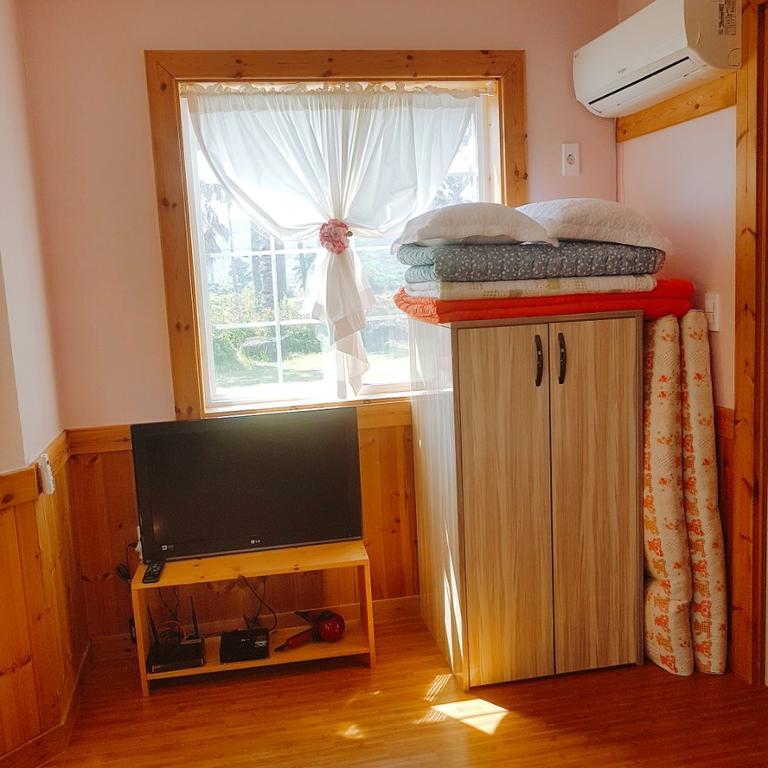 Sweetsalt Villa Seogwipo Eksteriør billede